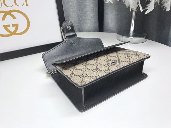 激安グッチバッグコピー角部分ディテール